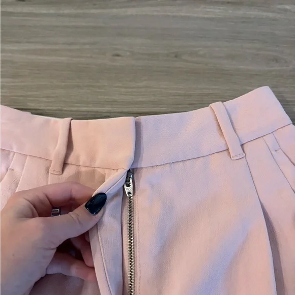 wilfred aritzia shorts - Picture 4 of 5